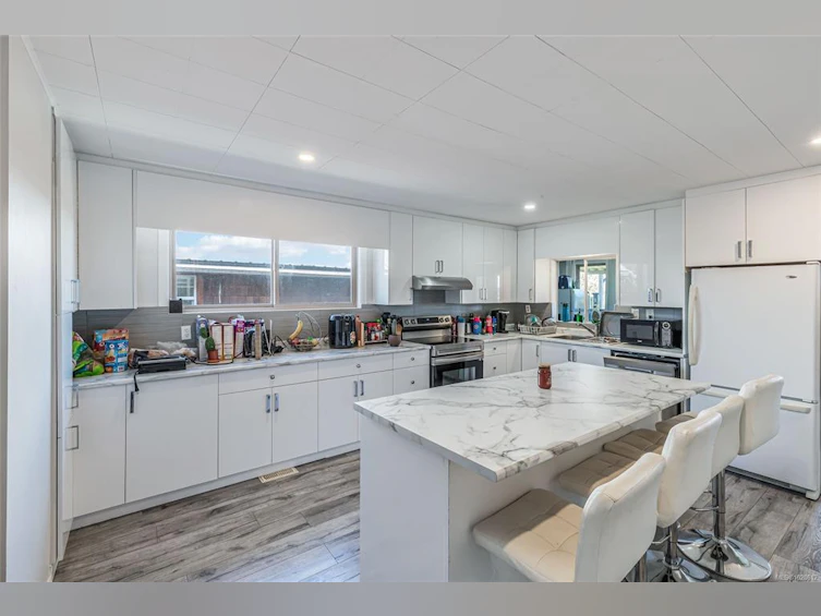18 S Gillespie Street, Nanaimo, BC, V9R 4Y3 - 10