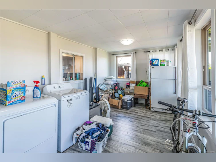 18 S Gillespie Street, Nanaimo, BC, V9R 4Y3 - 13