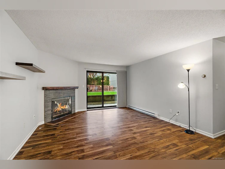 105-3255 Glasgow Avenue, Saanich, BC, V8X 4S4 - 5