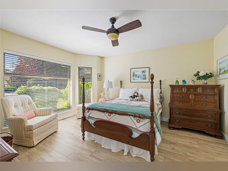 912 Lakes Boulevard, French Creek, BC, V9P 2P8 - 6