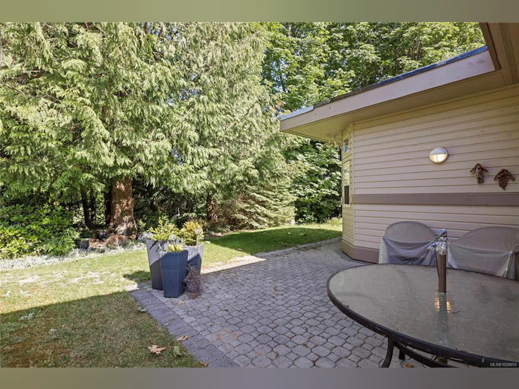 912 Lakes Boulevard, French Creek, BC, V9P 2P8 - 29