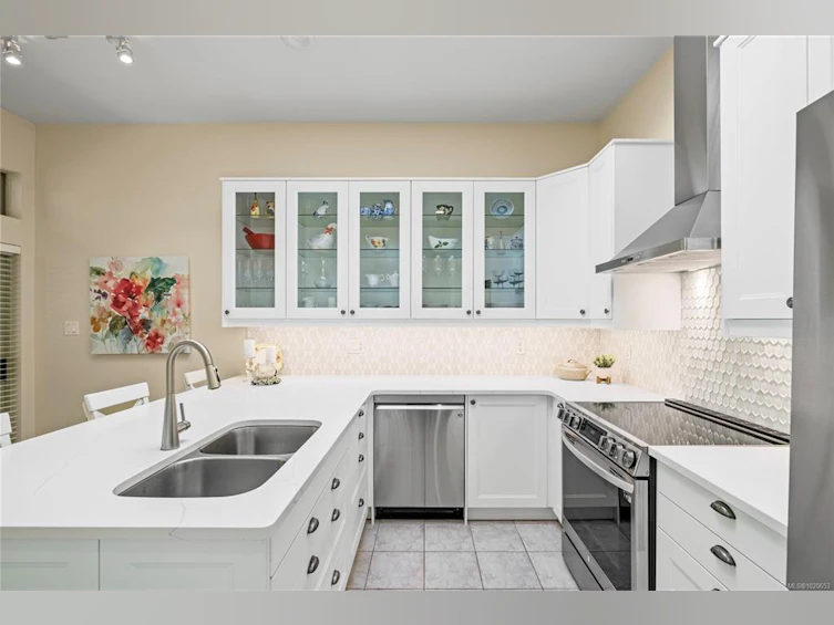 912 Lakes Boulevard, French Creek, BC, V9P 2P8 - 2