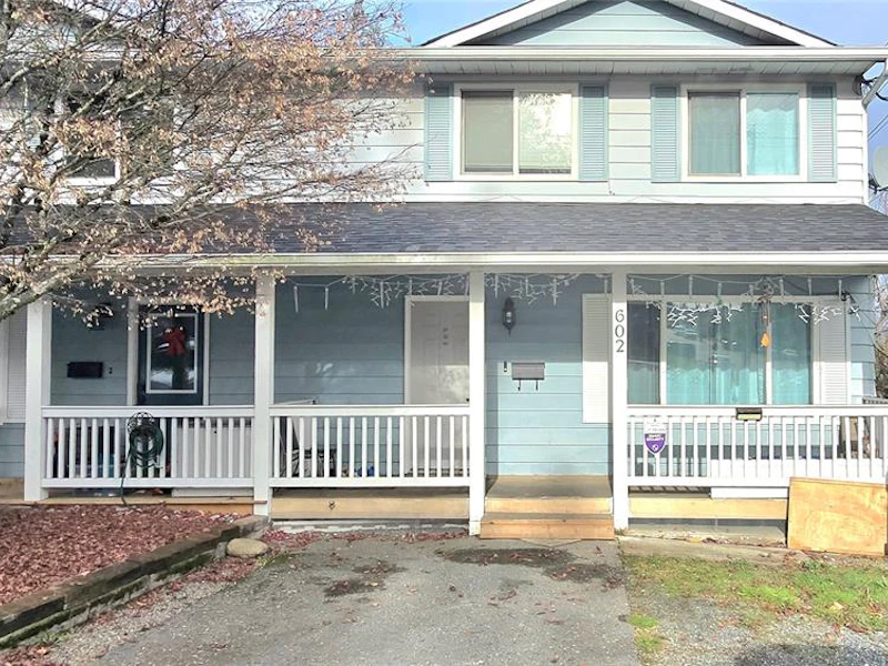 602 Nova Street, Nanaimo BC V9R 5S7