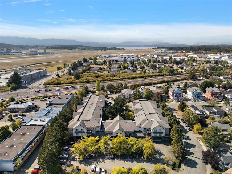 228-2245 James White Boulevard, Sidney, BC, V8L 1Z5 - 4