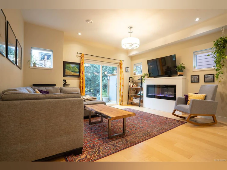 117-300 Phelps Avenue, Langford, BC, V9B 6L3 - 2