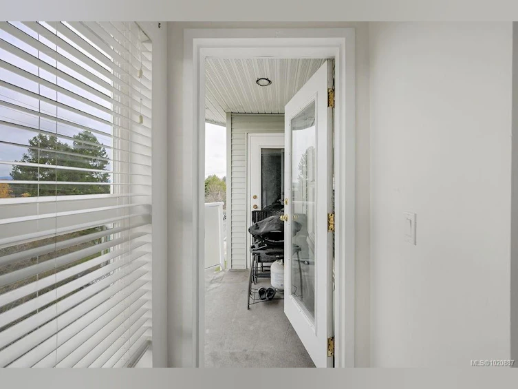 409-1201 Hillside Avenue, Victoria, BC, V8T 2B1 - 17