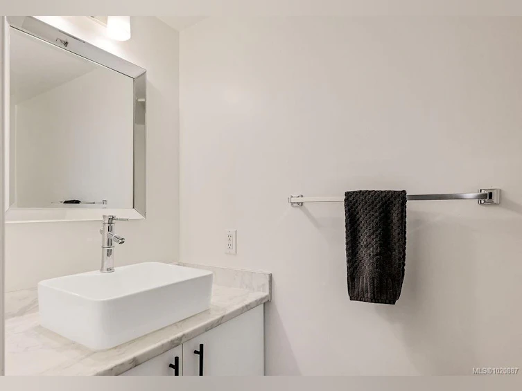 409-1201 Hillside Avenue, Victoria, BC, V8T 2B1 - 22