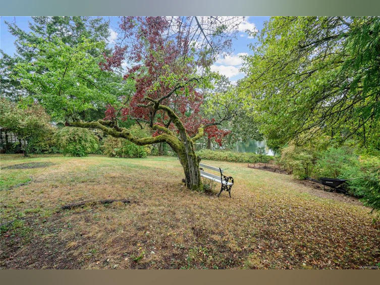 2868 Glenwood Avenue, Saanich, BC, V9A 2A2 - 53