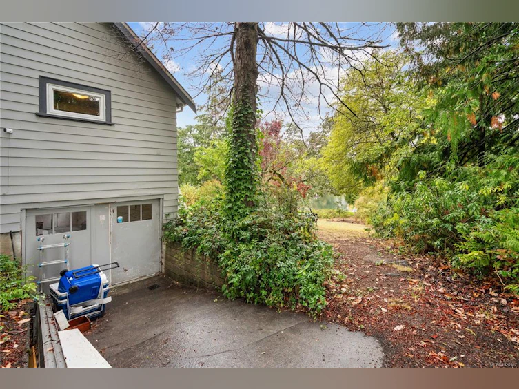2868 Glenwood Avenue, Saanich, BC, V9A 2A2 - 66