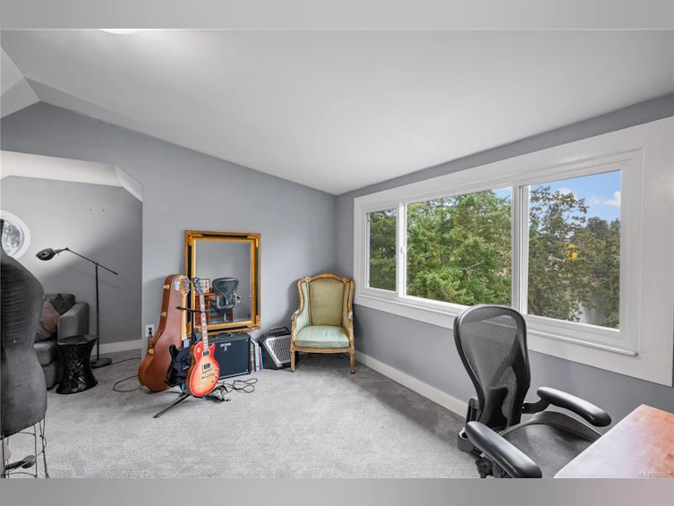 2868 Glenwood Avenue, Saanich, BC, V9A 2A2 - 41