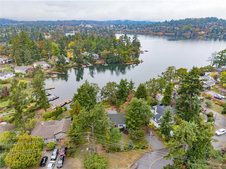 2868 Glenwood Avenue, Saanich, BC, V9A 2A2 - 77