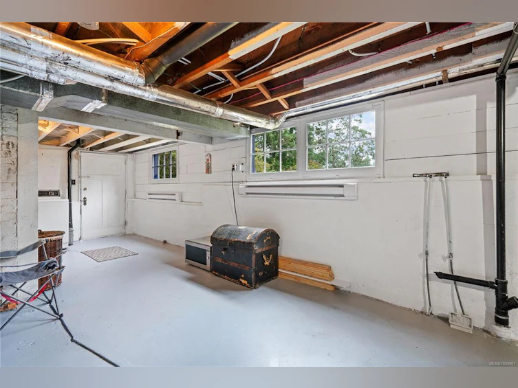 2868 Glenwood Avenue, Saanich, BC, V9A 2A2 - 50