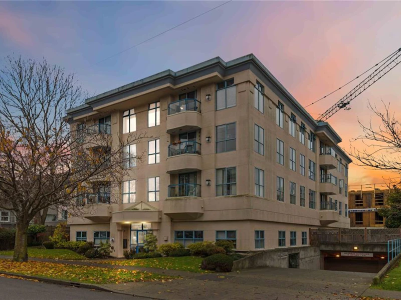 404 - 1063 Southgate Street, Victoria BC V8V 2Z1
