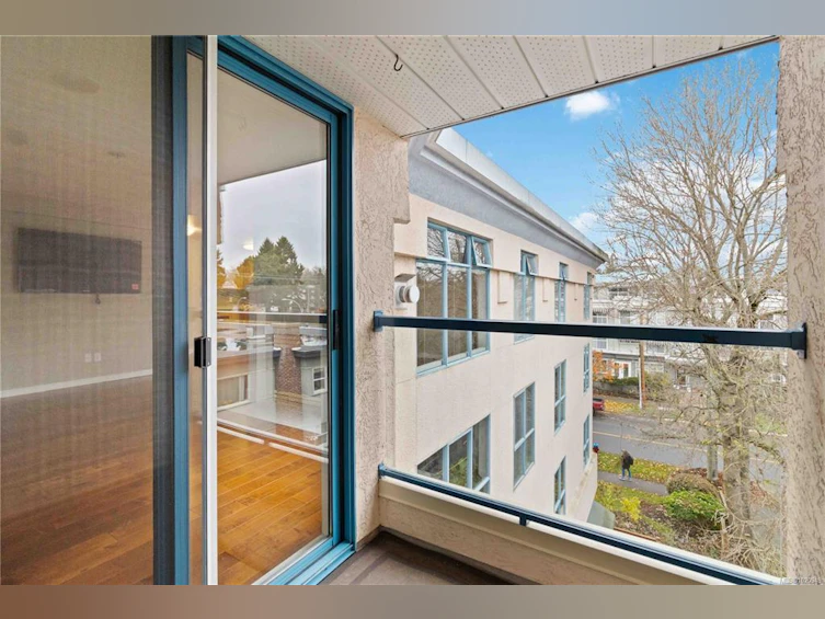404-1063 Southgate Street, Victoria, BC, V8V 2Z1 - 22