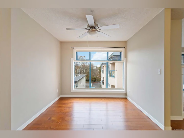 404-1063 Southgate Street, Victoria, BC, V8V 2Z1 - 14
