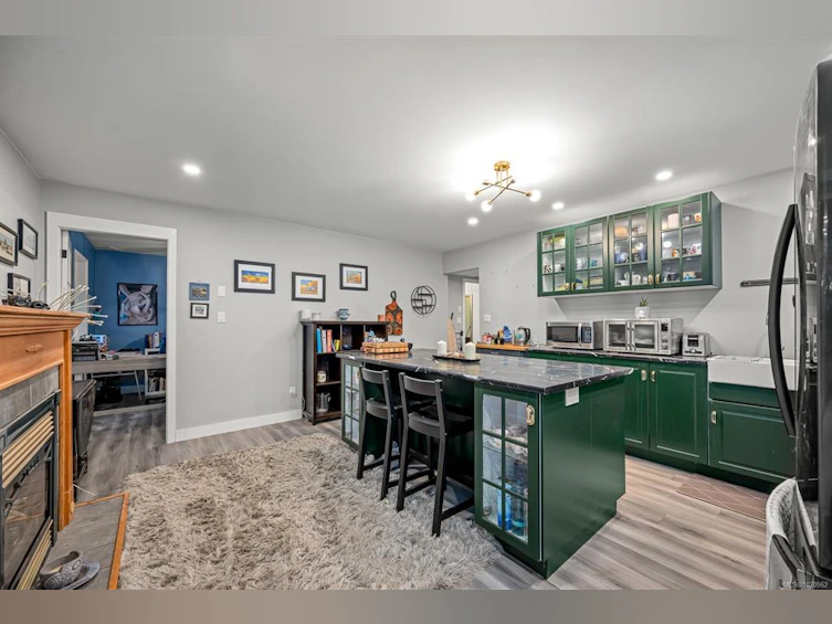 153 S Alder Street, Campbell River, BC, V9W 5J1 - 18
