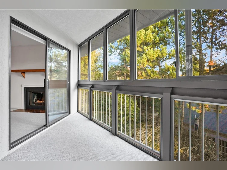 504-69 W Gorge Road, Saanich, BC, V9A 1L9 - 7