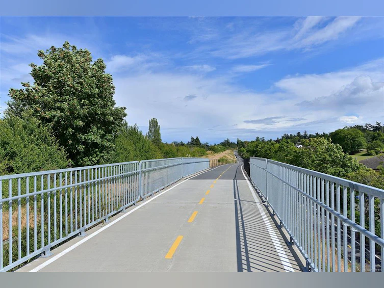 133 Werra Road, View Royal, BC, V9B 5C2 - 37