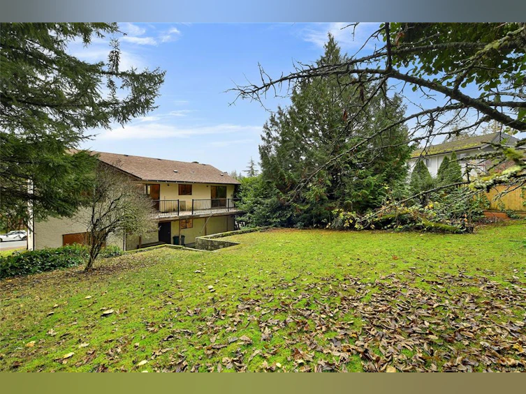 133 Werra Road, View Royal, BC, V9B 5C2 - 21