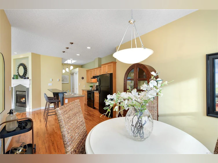 1-1515 Camosun Street, Victoria, BC, V8T 3E3 - 17