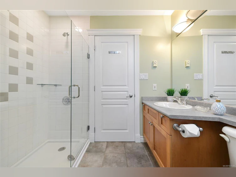 1-1515 Camosun Street, Victoria, BC, V8T 3E3 - 33