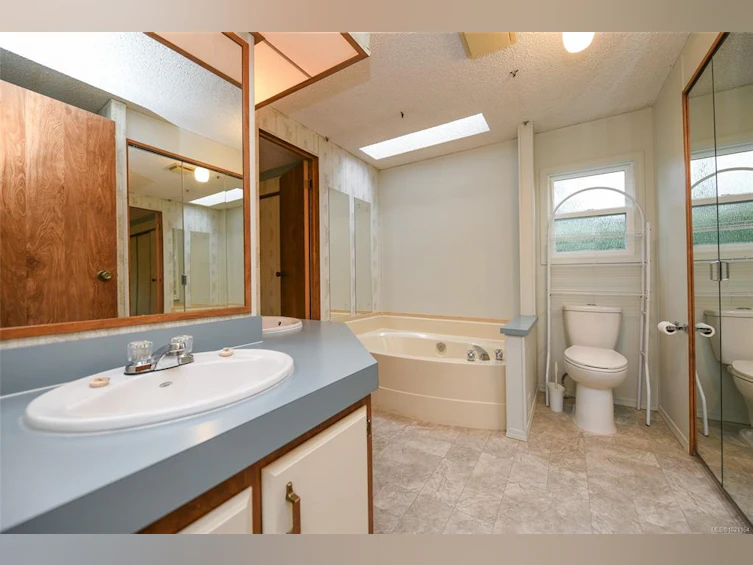 491 Cowichan Avenue, Courtenay, BC, V9N 7M1 - 26