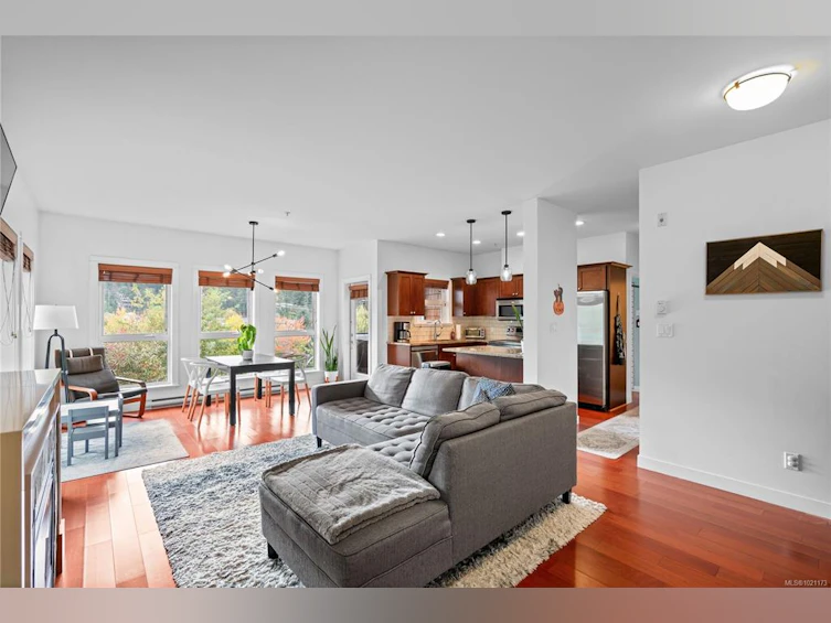 303-101 Nursery Hill Drive, View Royal, BC, V9B 0H5 - 3