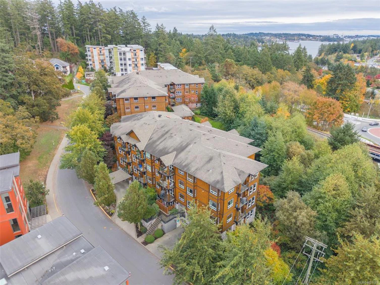 303-101 Nursery Hill Drive, View Royal, BC, V9B 0H5 - 57