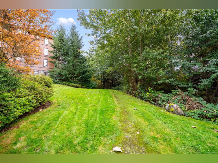 303-101 Nursery Hill Drive, View Royal, BC, V9B 0H5 - 54