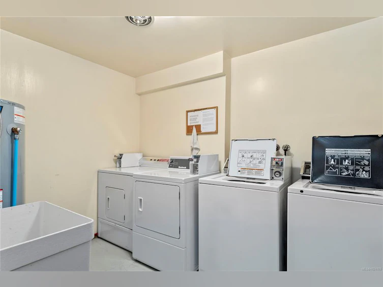 105-962 S Island Highway, Campbell River, BC, V9W 1B1 - 16