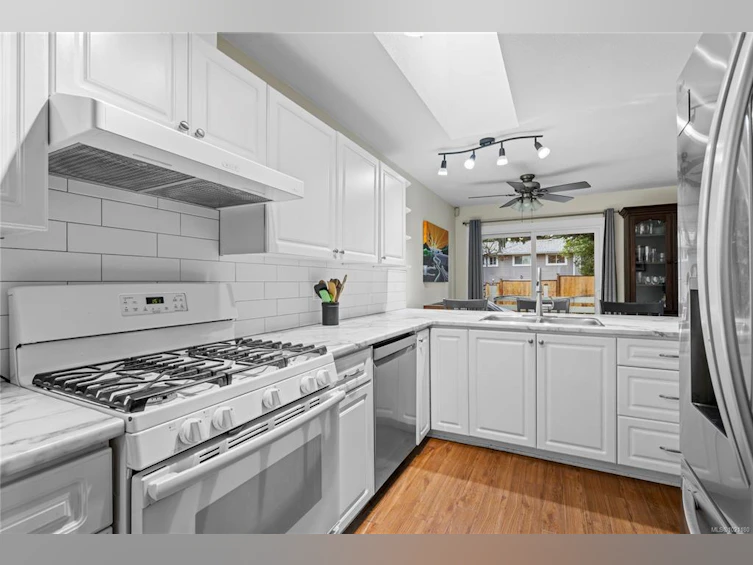 233 Ardoon Place, Nanaimo, BC, V9T 4V9 - 14