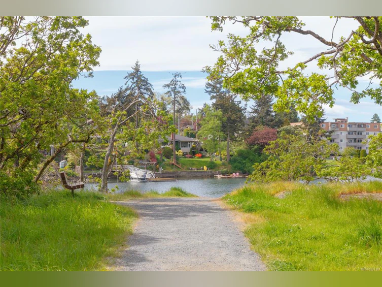 506-69 W Gorge Road, Saanich, BC, V9A 1L9 - 33