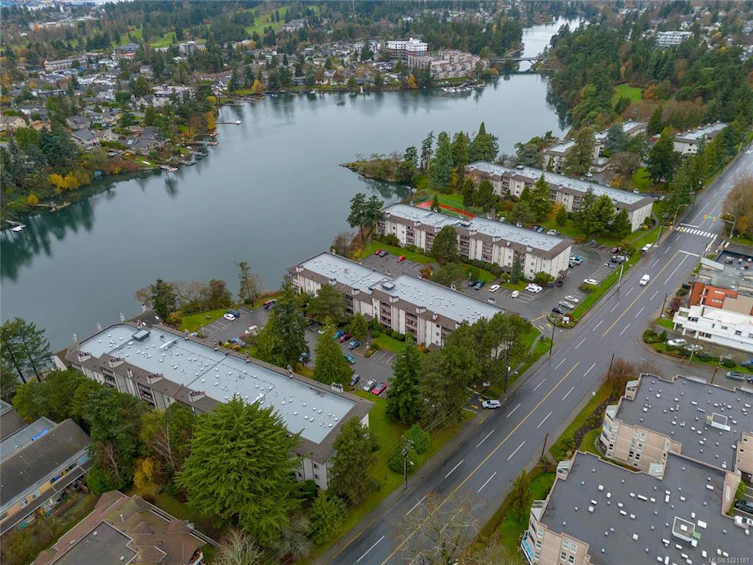 506-69 W Gorge Road, Saanich, BC, V9A 1L9 - 31