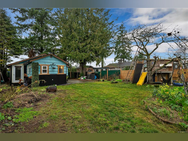 517 Dogwood Street, Campbell River, BC, V9W 2Y4 - 17