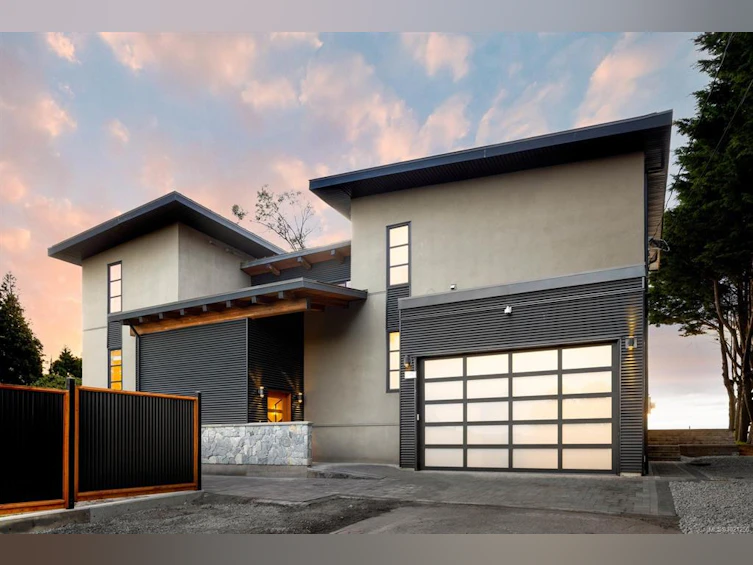 3300 Livesay Road, Central Saanich, BC, V8M 1W7 - 32