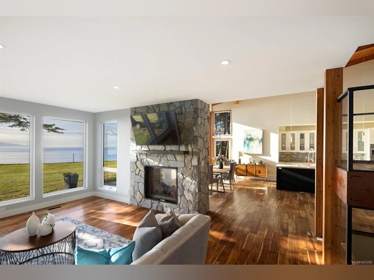 3300 Livesay Road, Central Saanich, BC, V8M 1W7 - 13