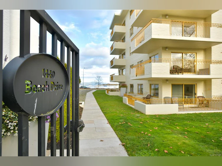 507-1440 Beach Drive, Oak Bay, BC, V8S 2N8 - 70