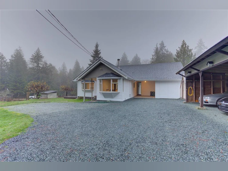 8147 Shasta Road, Crofton, BC, V0R 1K0 - 2