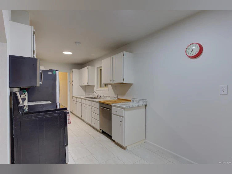 8147 Shasta Road, Crofton, BC, V0R 1K0 - 12