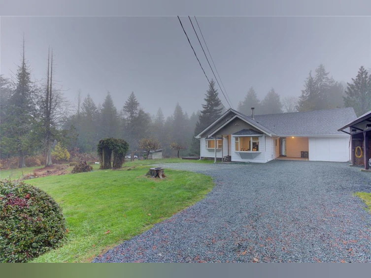 8147 Shasta Road, Crofton, BC, V0R 1K0 - 3