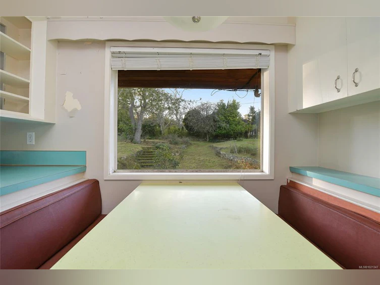 3240 Norfolk Road, Oak Bay, BC, V8R 6H4 - 38