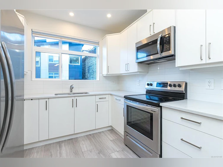 116-3429 Happy Valley Road, Langford, BC, V9C 2X9 - 3