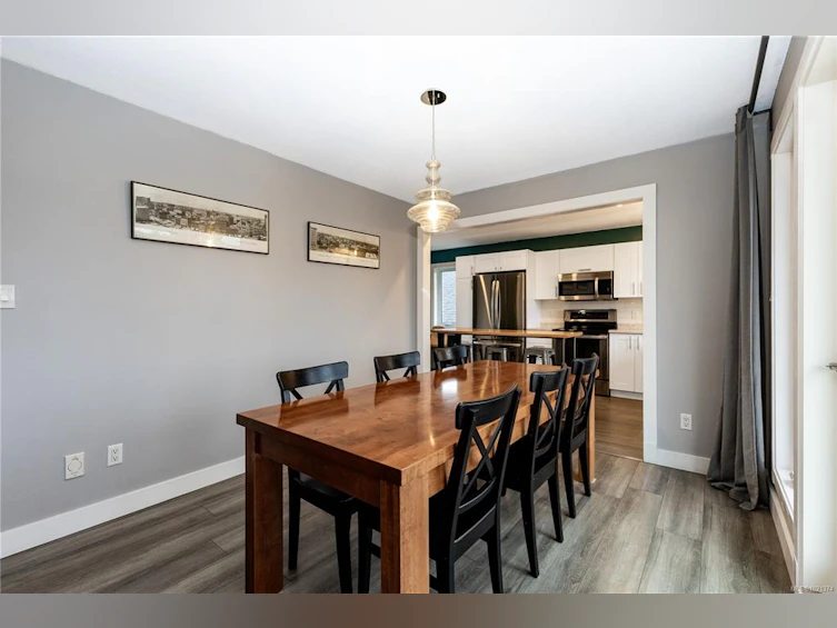 2330 Galerno Road, Campbell River, BC, V9W 8A5 - 16