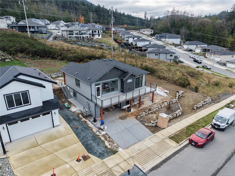 425 Colonia Drive, Ladysmith, BC, V9G 0B8 - 33
