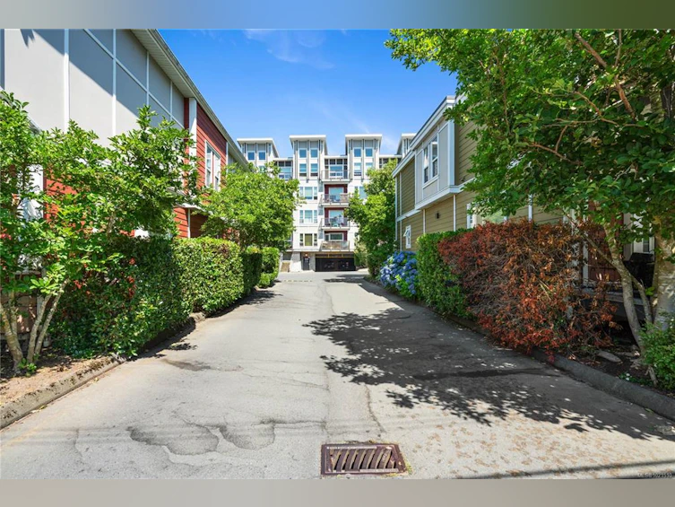 110-866 Brock Avenue, Langford, BC, V9B 0H2 - 33