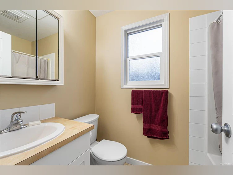 6-2100 Errington Road, Errington, BC, V0R 1V0 - 7