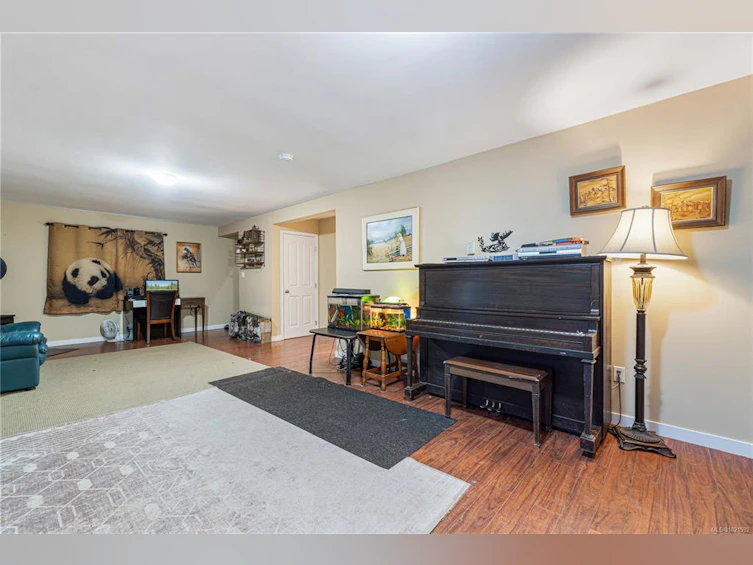 6-2100 Errington Road, Errington, BC, V0R 1V0 - 5