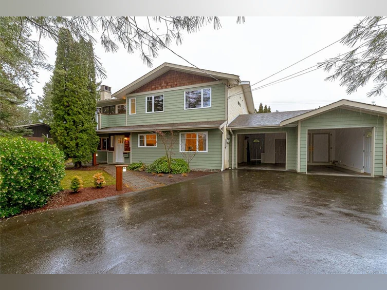 7906 Patterson Road, Central Saanich, BC, V8M 1L5