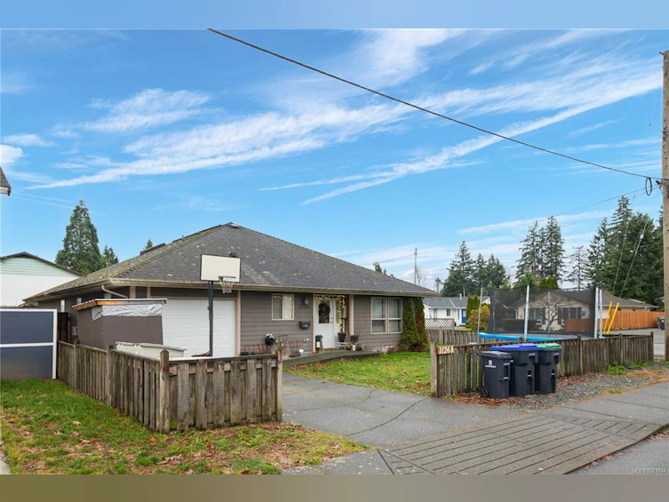 1126 18th Street, Courtenay, BC, V9N 7J8 - 44