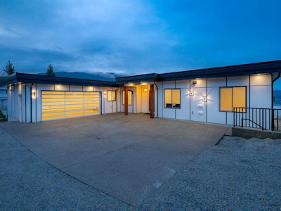 2195 Mallory Drive - 2